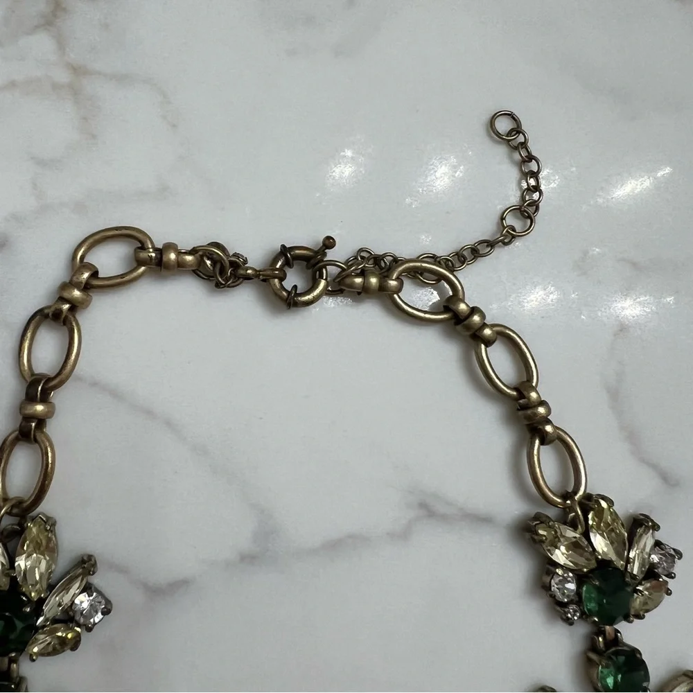 J.Crew Floral Cluster Crystal Statement Necklace - 1 Stone Missing - Picture 3 of 8